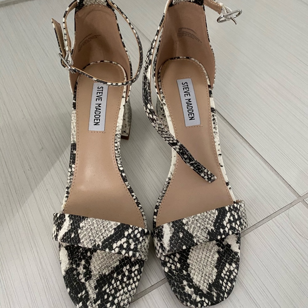 snakeskin heels steve madden